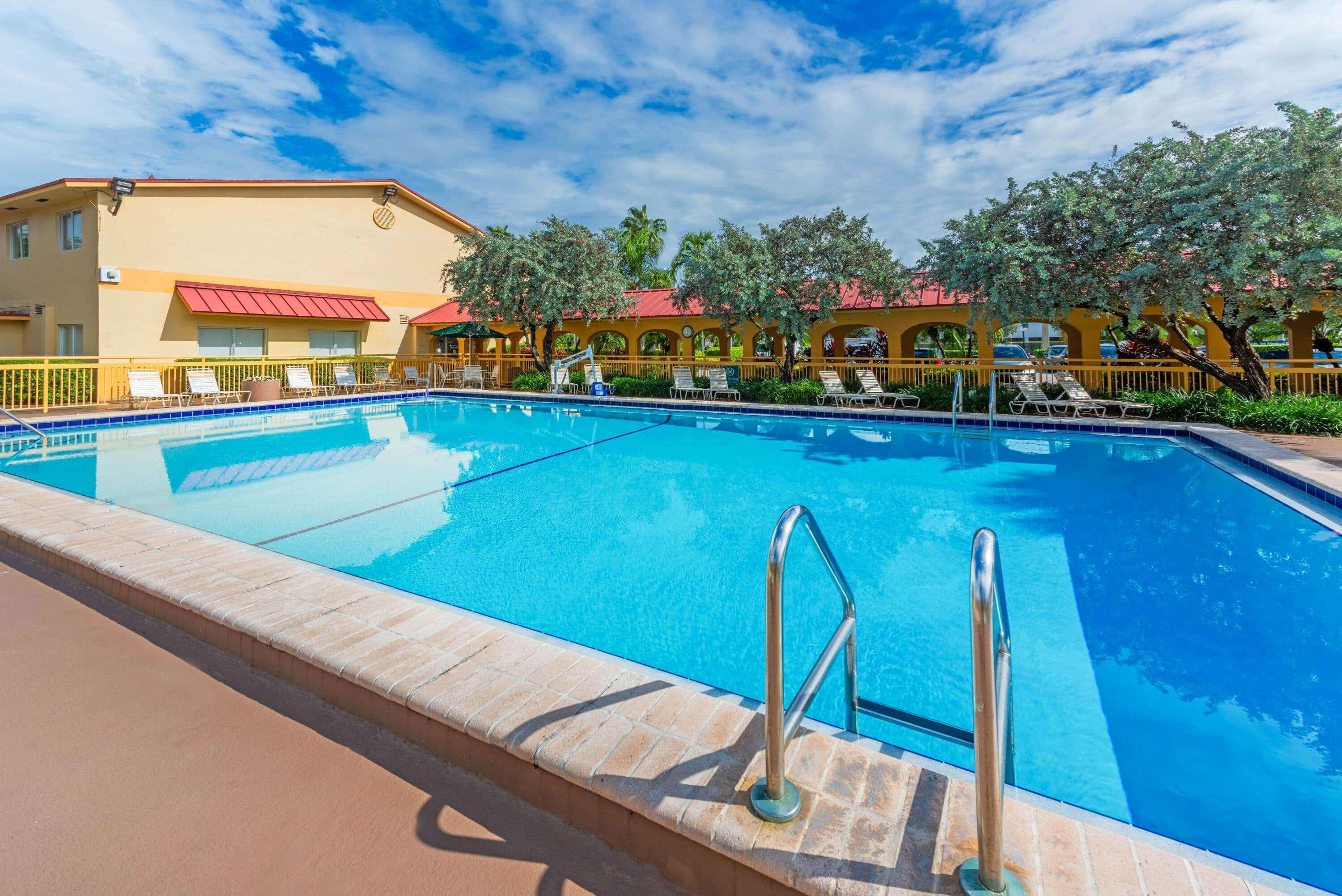 La Quinta By Wyndham Fort Lauderdale Pompano Beach Eksteriør billede